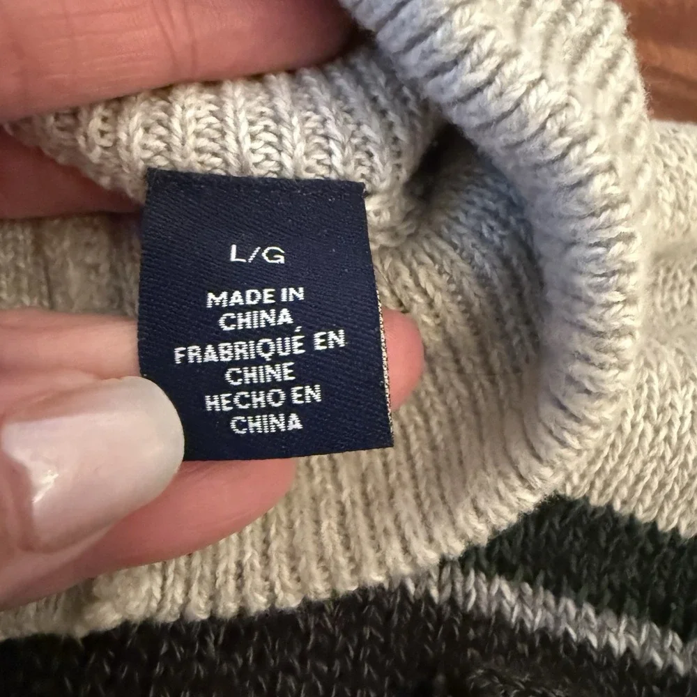 Chaps Men's 100% Cotton Quarter Button Sweater – Size Large –Gray & Cream Stripe